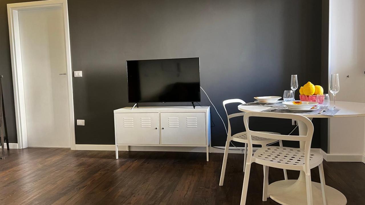 Domi Apartments Wellness 폼페이 외부 사진